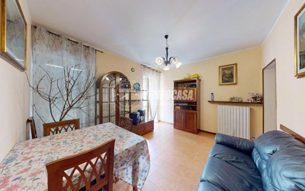 appartamento in vendita a Valmorea