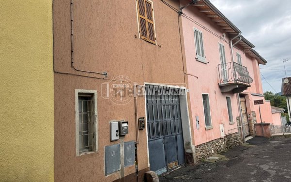 appartamento in vendita a Valmorea