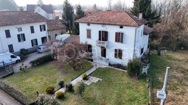 casa indipendente in vendita a Valmorea