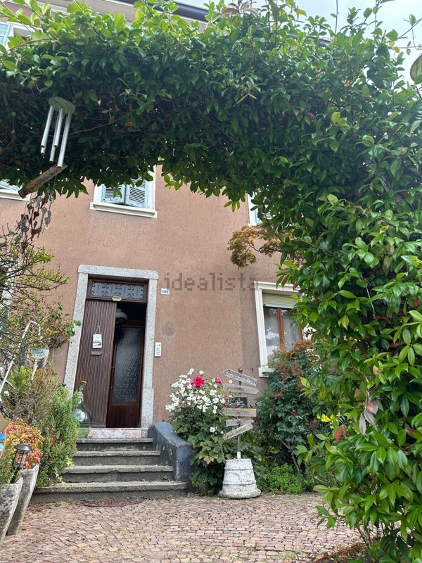 casa indipendente in vendita a Valmorea