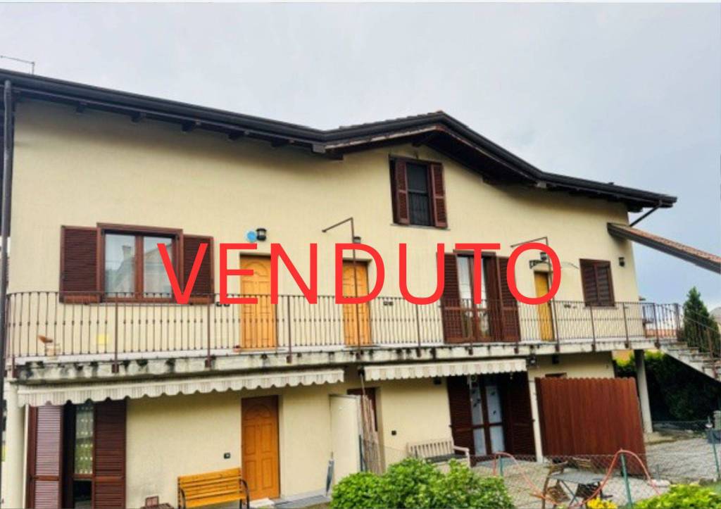 appartamento in vendita a Valmorea