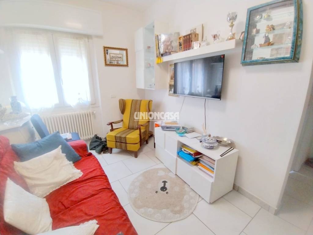 appartamento in vendita a Valmorea in zona Casanova Lanza
