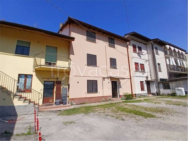 appartamento in vendita a Valmorea in zona Casanova Lanza
