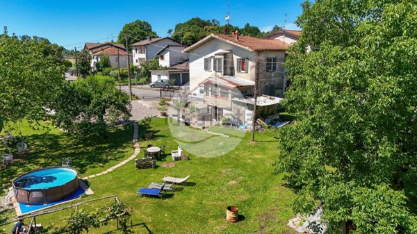 casa indipendente in vendita a Valmorea in zona Casanova Lanza