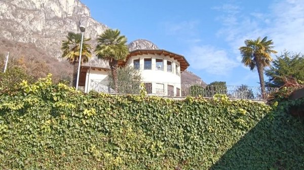 casa indipendente in vendita a Valsolda