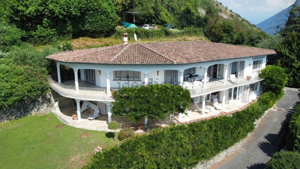 casa indipendente in vendita a Valsolda