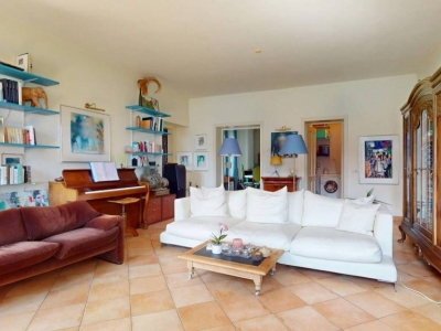 casa indipendente in vendita a Valsolda in zona Cressogno