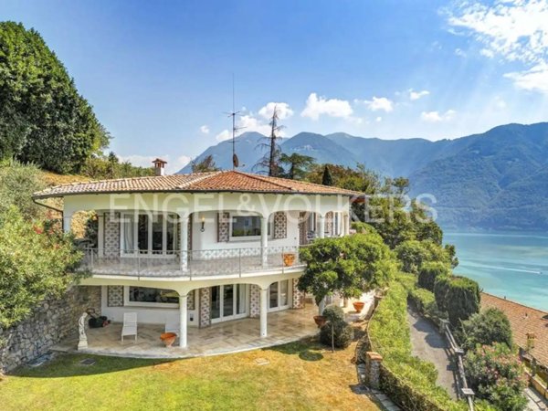 casa indipendente in vendita a Valsolda in zona San Mamete