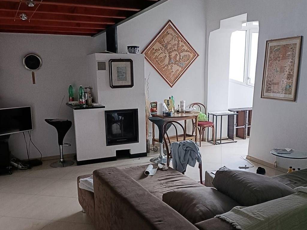 appartamento in vendita a Valsolda in zona Oria