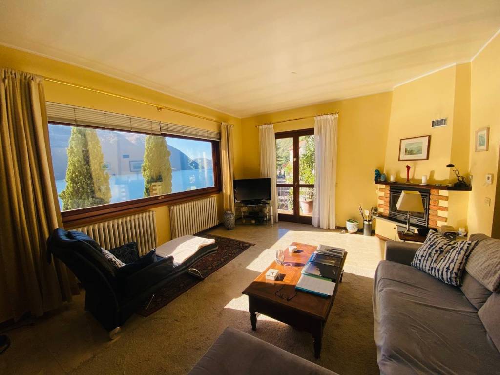 appartamento in vendita a Valsolda