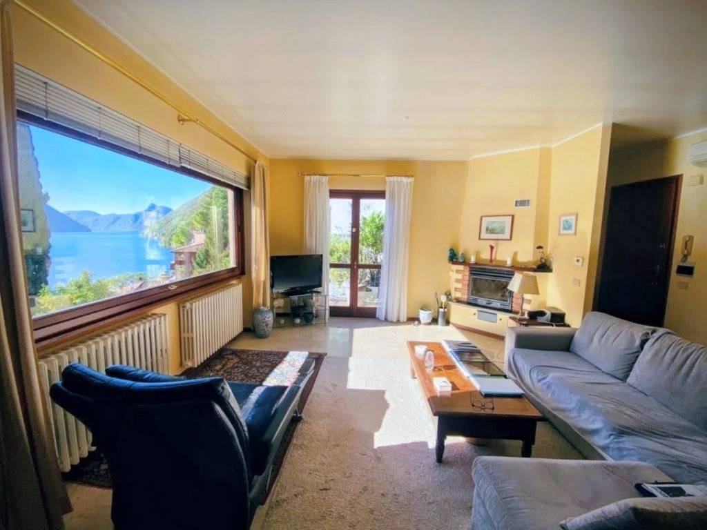 appartamento in vendita a Valsolda