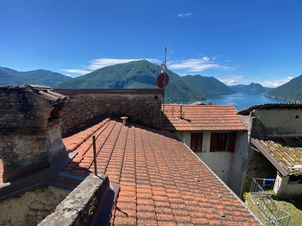 appartamento in vendita a Valsolda