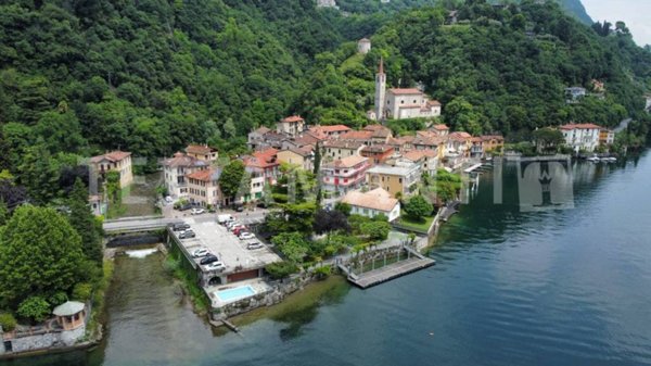 casa indipendente in vendita a Valsolda