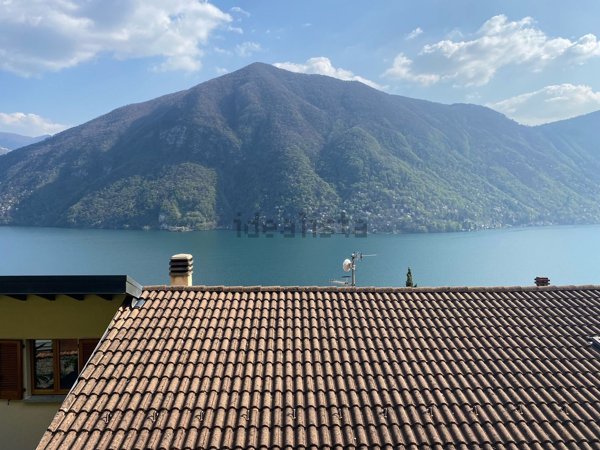 casa indipendente in vendita a Valsolda