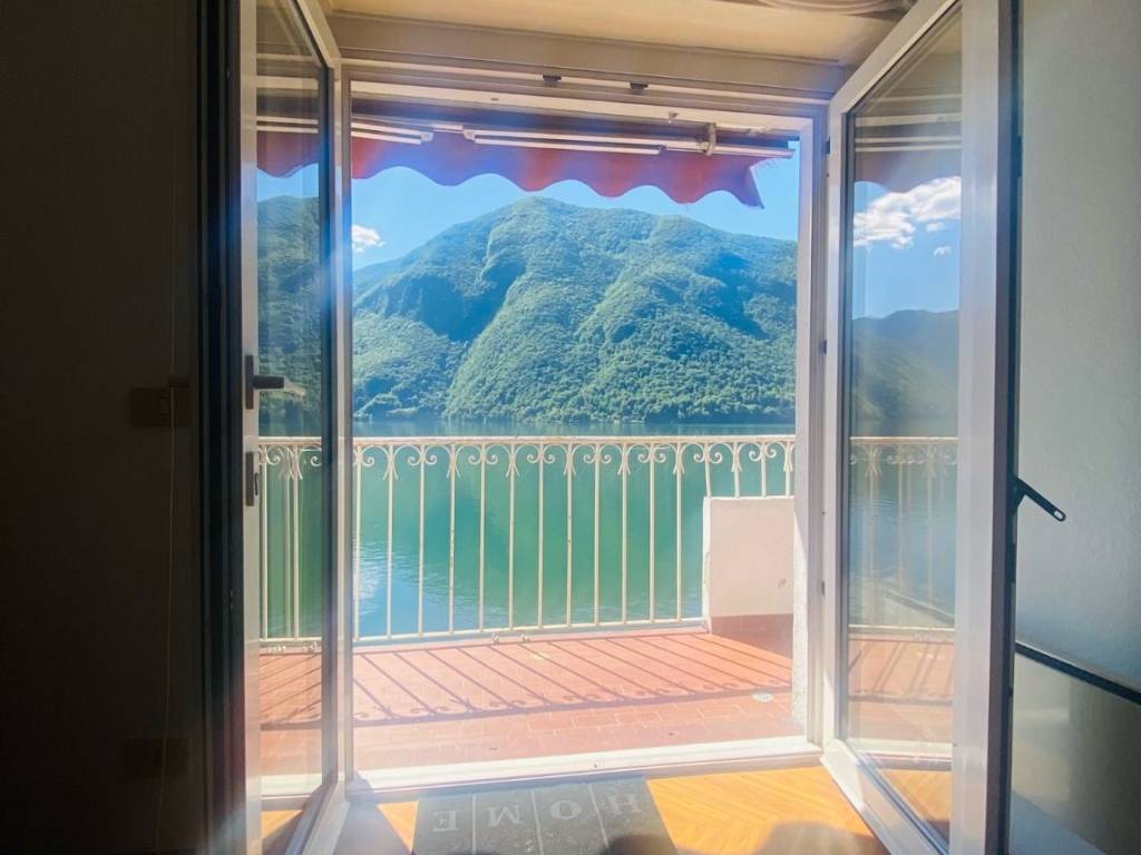 casa indipendente in vendita a Valsolda in zona San Mamete