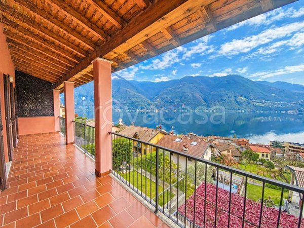 casa indipendente in vendita a Valsolda
