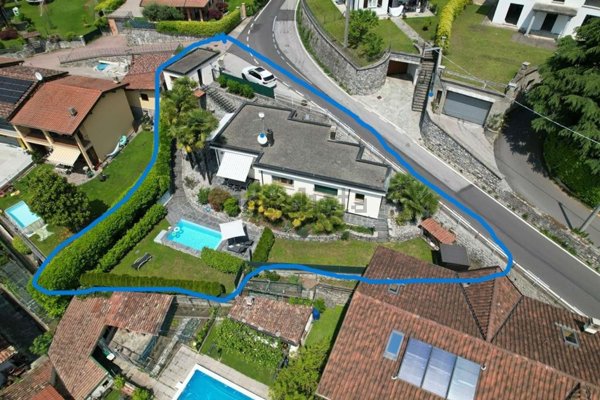 casa indipendente in vendita a Valsolda