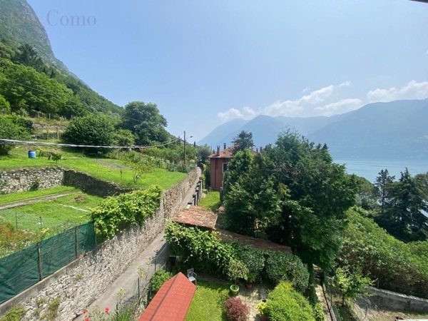 casa indipendente in vendita a Valsolda in zona Cressogno