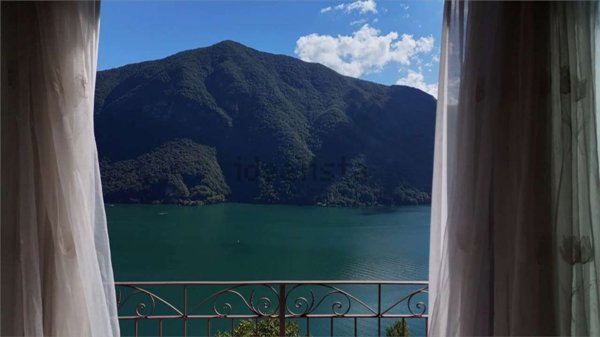 appartamento in vendita a Valsolda in zona Albogasio