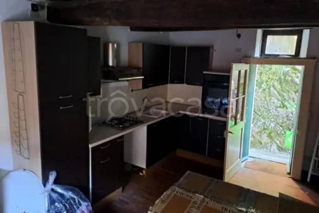 appartamento in vendita a Valsolda in zona San Mamete