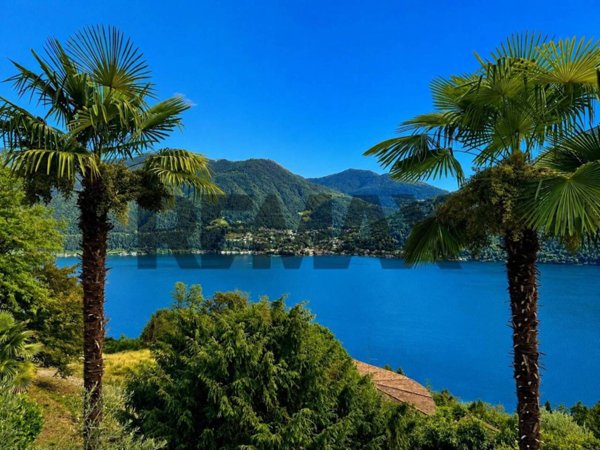 appartamento in vendita a Valsolda in zona Cressogno