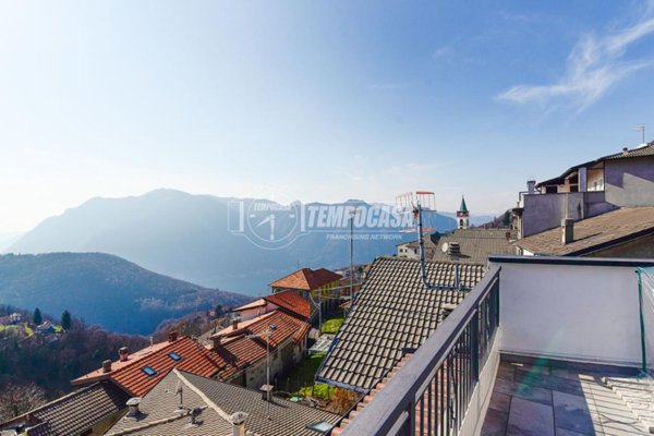 appartamento in vendita a Veleso