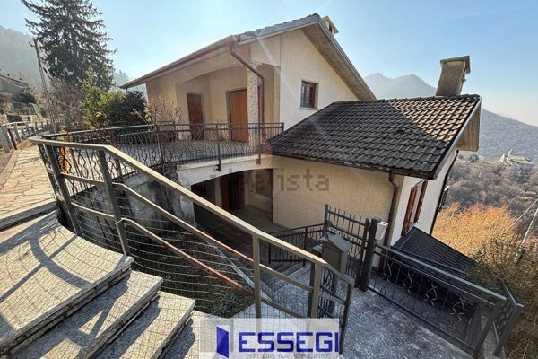 casa indipendente in vendita a Veleso