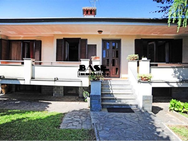 casa indipendente in vendita a Veniano