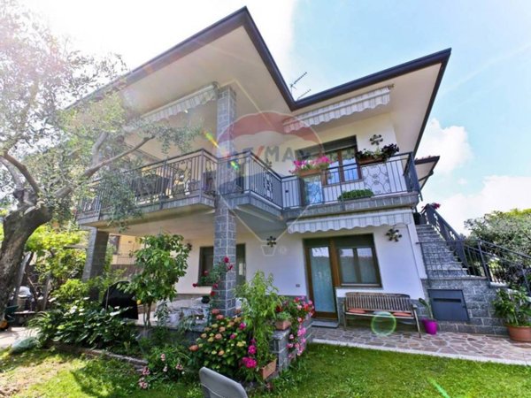 casa indipendente in vendita a Veniano