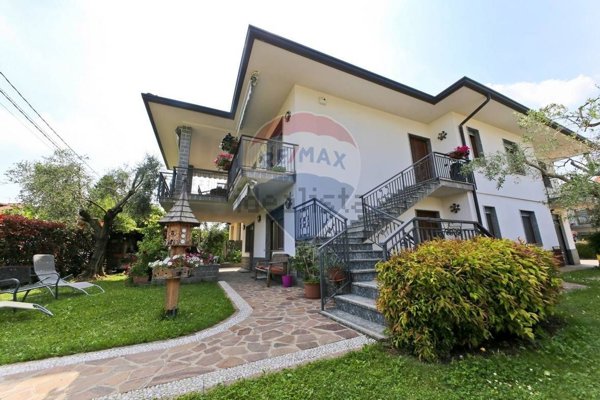 casa indipendente in vendita a Veniano
