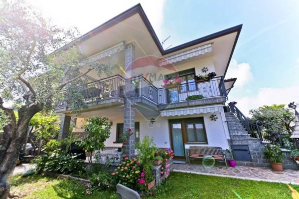 casa indipendente in vendita a Veniano