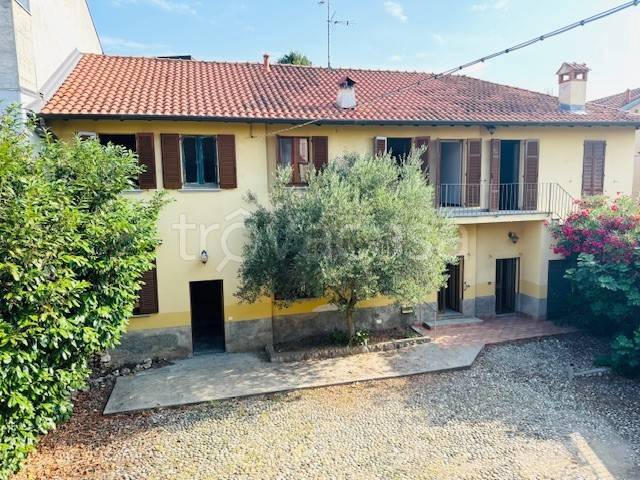 casa indipendente in vendita a Veniano
