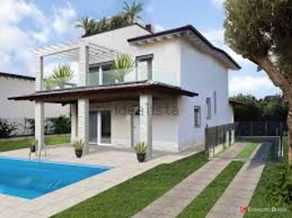 casa indipendente in vendita a Veniano