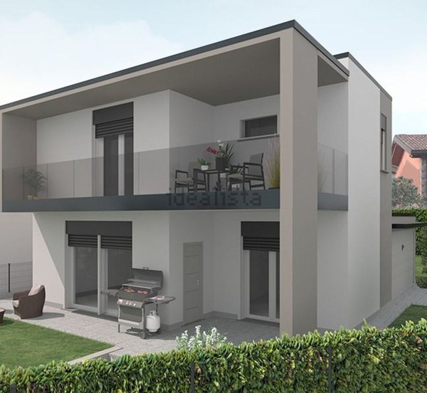 casa indipendente in vendita a Veniano