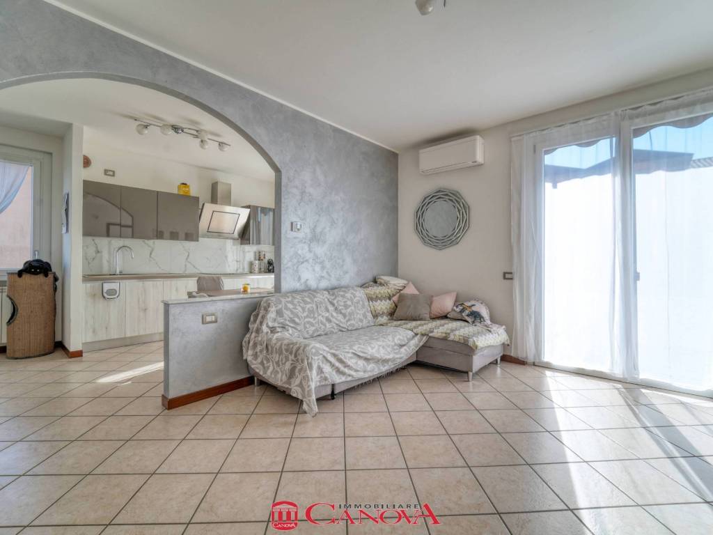 appartamento in vendita a Veniano