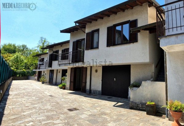casa indipendente in vendita a Veniano