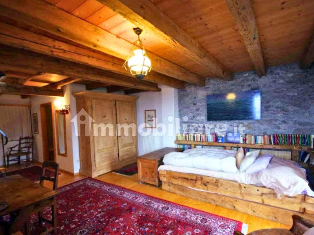 casa indipendente in vendita a Vercana