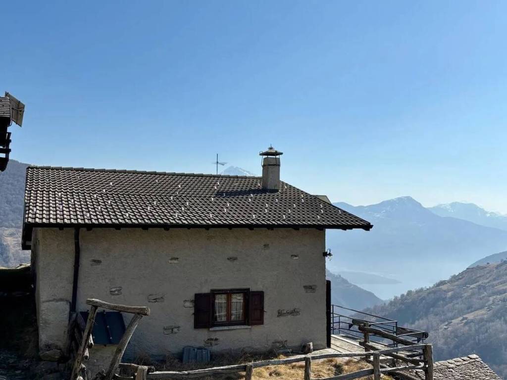 casa indipendente in vendita a Vercana
