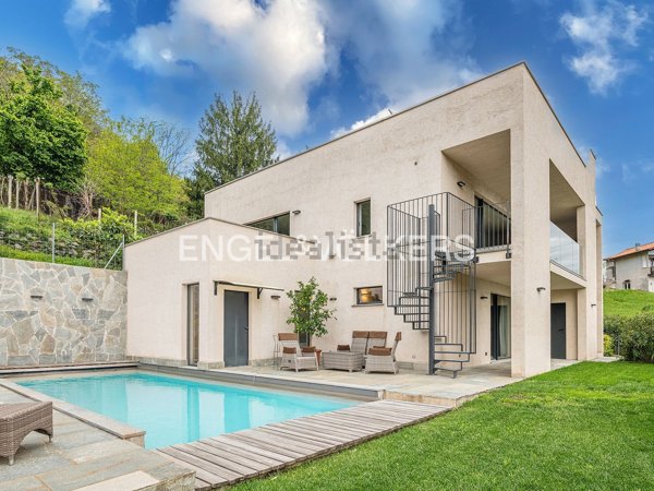 casa indipendente in vendita a Vercana