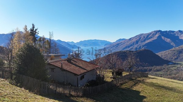 appartamento in vendita a Vercana