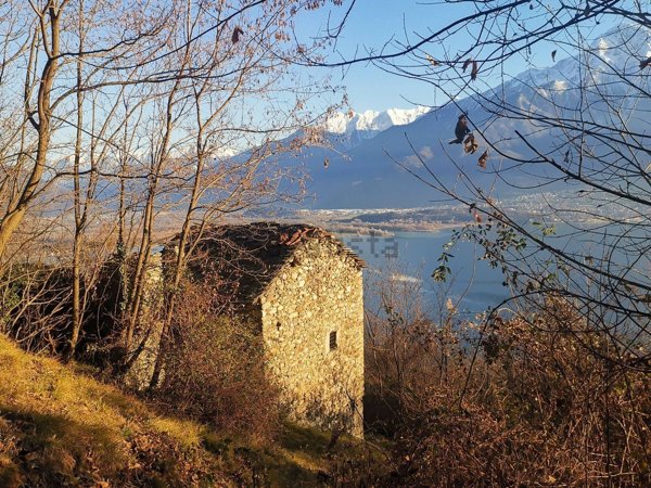 appartamento in vendita a Vercana