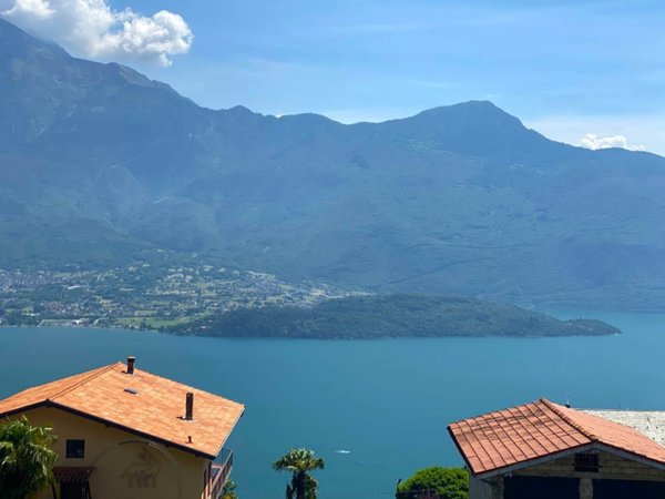 casa indipendente in vendita a Vercana in zona Càino