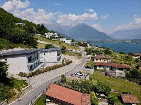 appartamento in vendita a Vercana in zona Arbosto