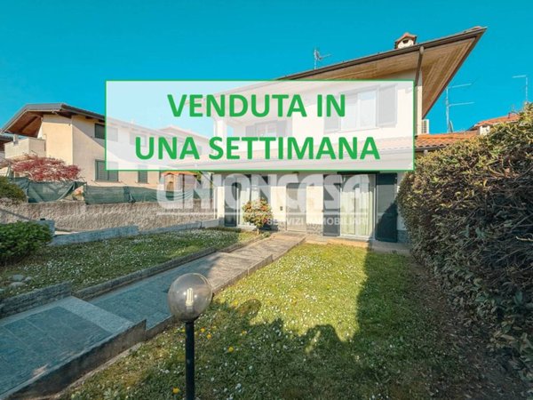 casa indipendente in vendita a Vertemate con Minoprio