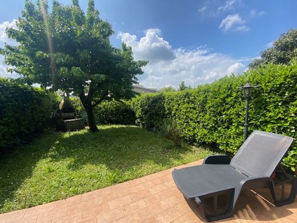 casa indipendente in vendita a Vertemate con Minoprio