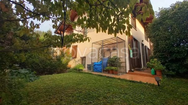 casa indipendente in vendita a Vertemate con Minoprio