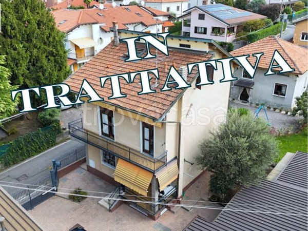 casa indipendente in vendita a Vertemate con Minoprio