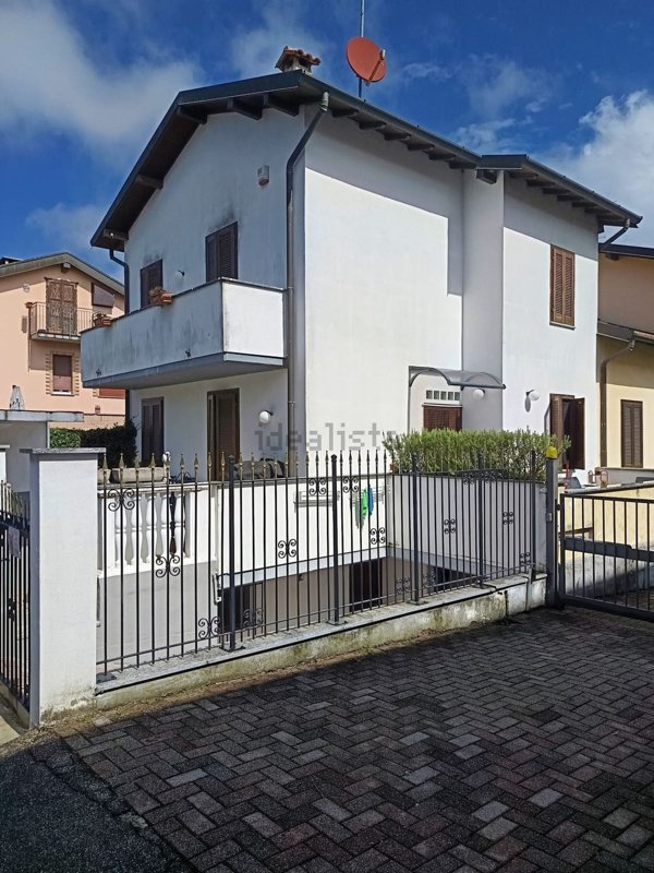 attico in vendita a Vertemate con Minoprio