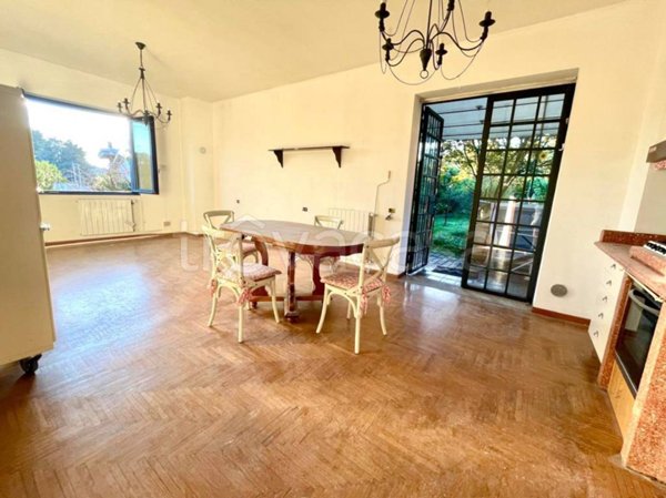 casa indipendente in vendita a Vertemate con Minoprio