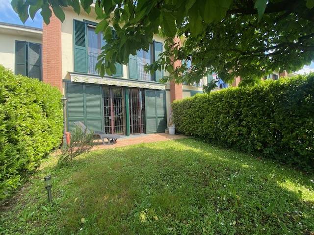 casa indipendente in vendita a Vertemate con Minoprio